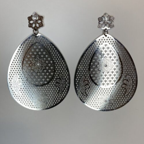 Brinco rendado prata