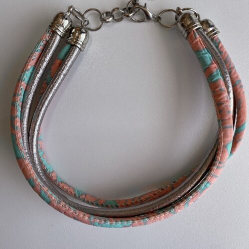 Choker couro prata e estampa