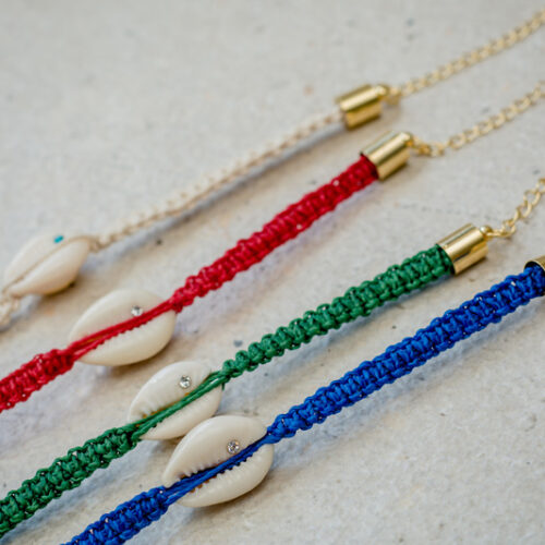 PULSEIRA AZUL MACRAME BUZIOS STRASS CRYSTAL