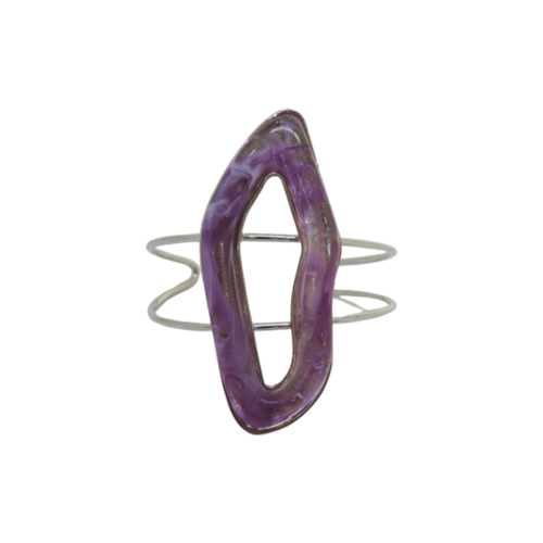 Bracelete adorno - resina roxa e banho de prata