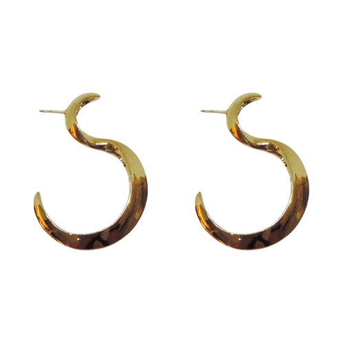 Brinco Luisa - curvas no banho de ouro