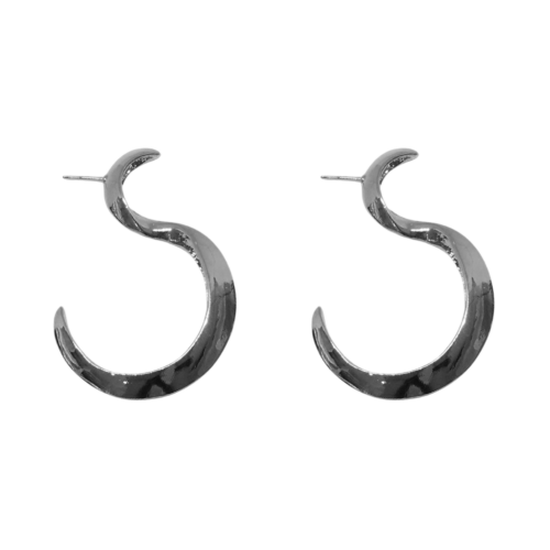 Brinco Raquel - curvas no banho de prata