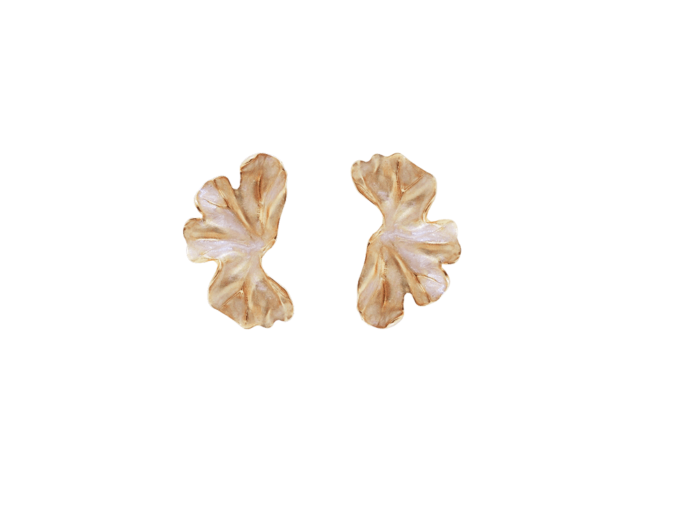 brinco-flor-banho-de-ouro-esmaltação-perolada