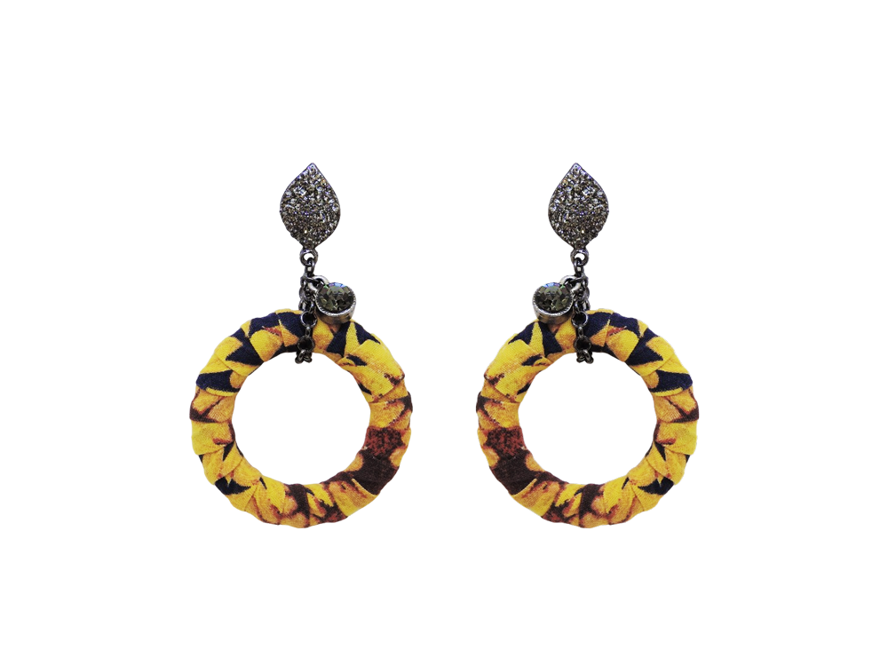 Brinco-tecido-amarelo